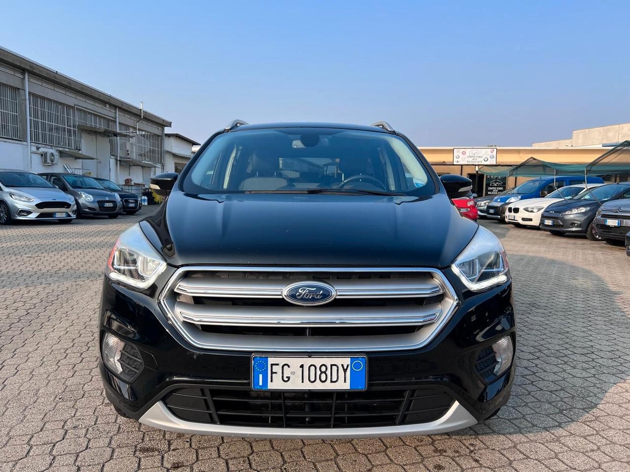 Ford Kuga 1.5 TDCI 120 CV S&S 2WD ST-Line Business