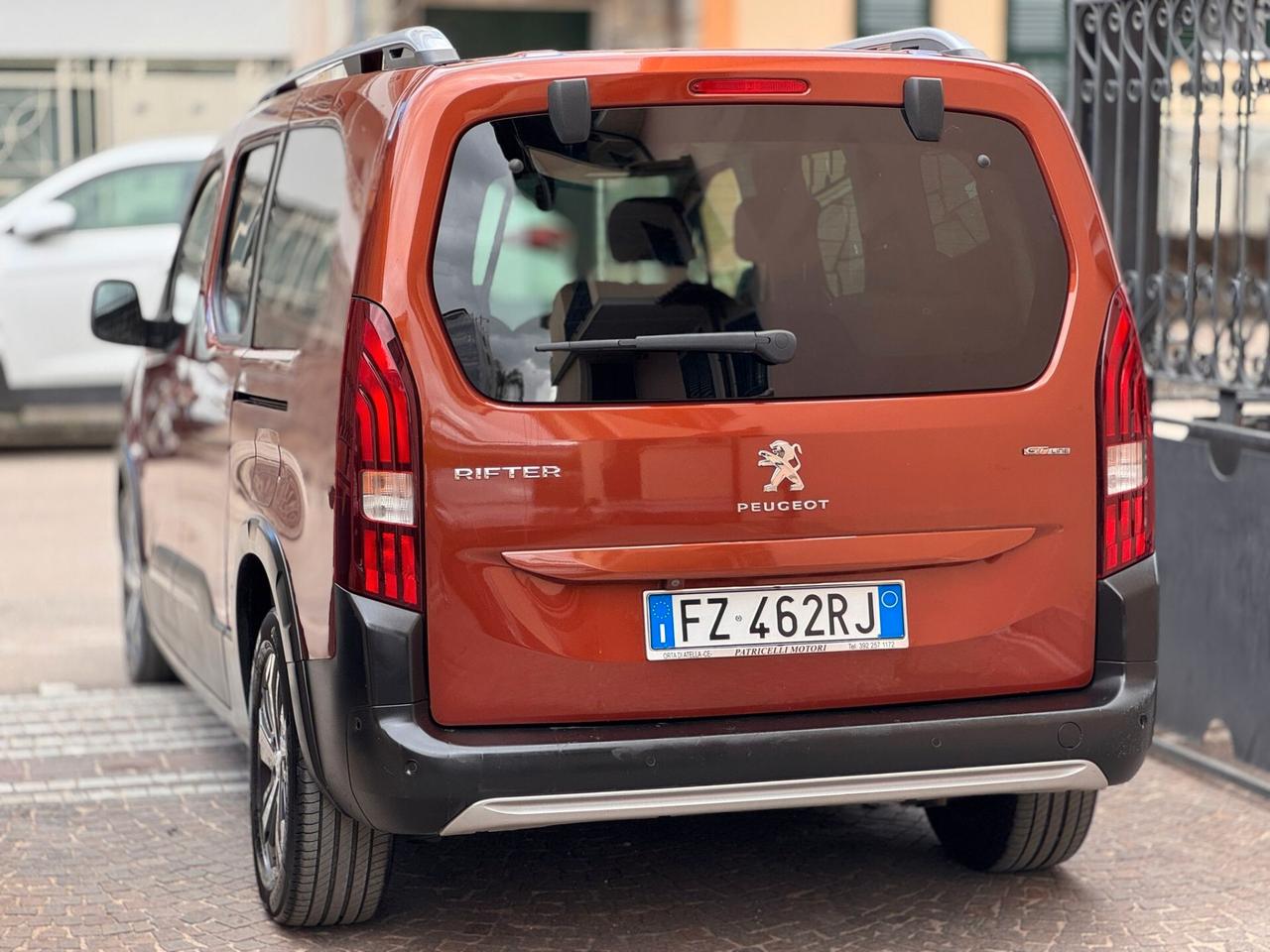 Peugeot Rifter BlueHDi 130 S&S EAT8 GT Line Long