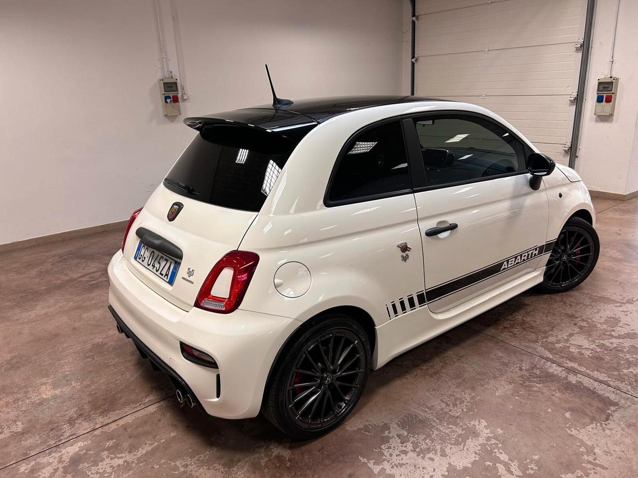 Abarth 595 1.4 Turbo T-Jet 180 CV Competizione