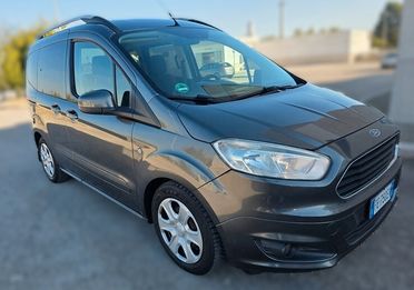 Ford Tourneo Courier 1.5 TDCI 95 CV