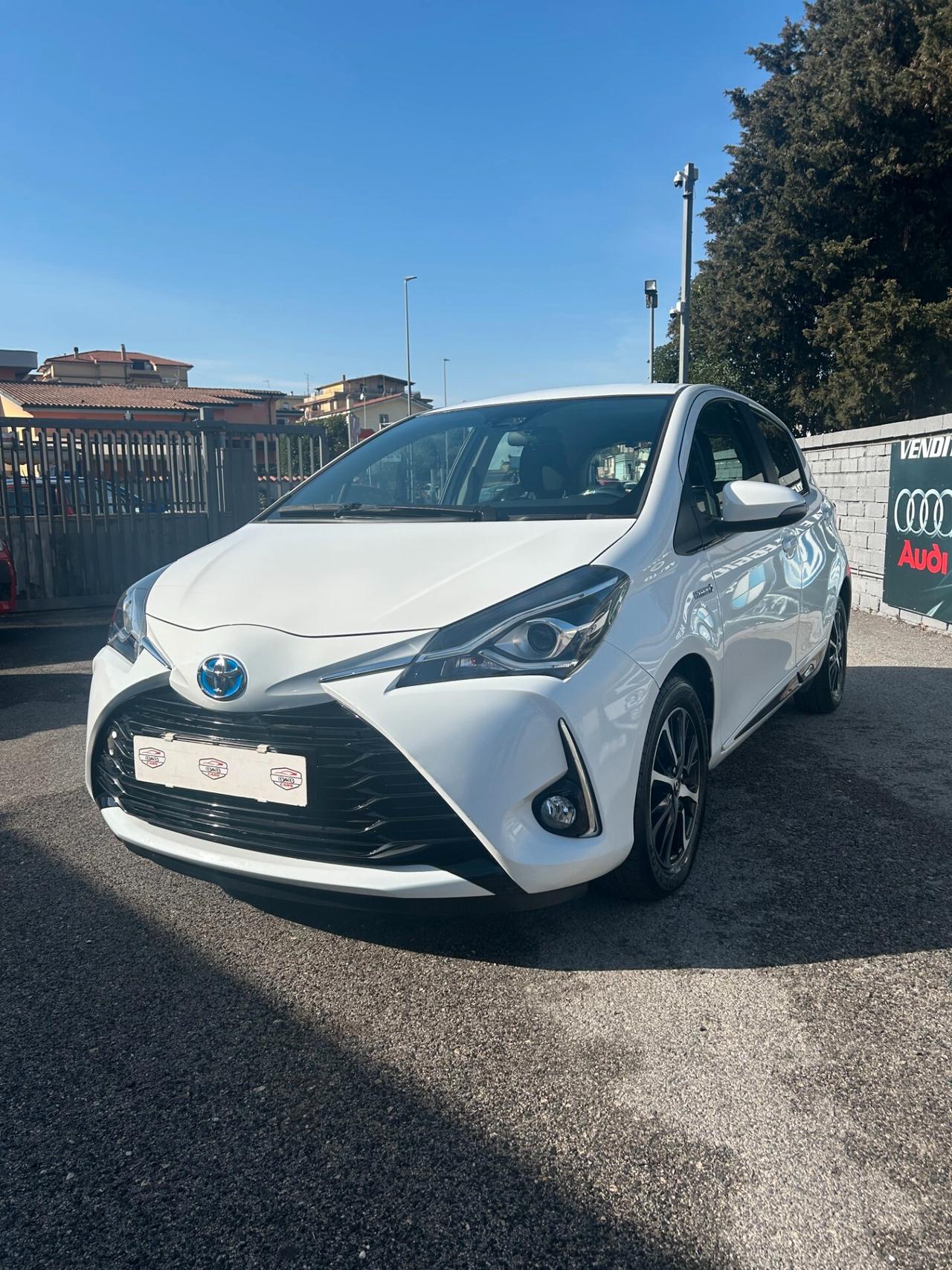 Toyota Yaris 1.5 Hybrid 5 porte Lounge Più