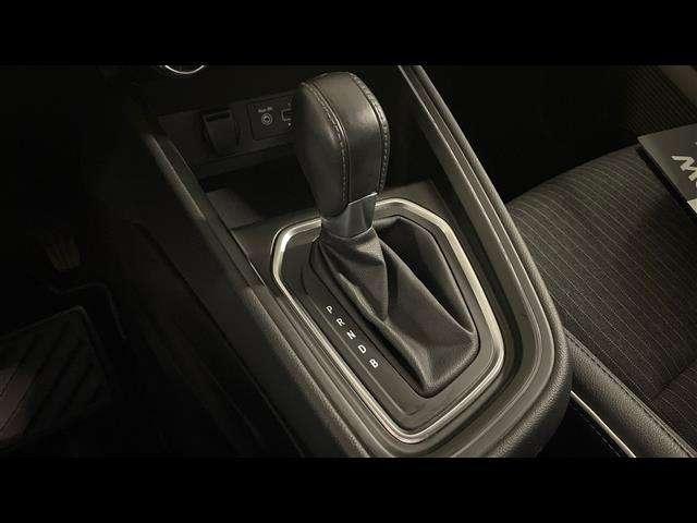 Renault Clio 1.6 E-Tech hybrid Intens 140cv auto my21