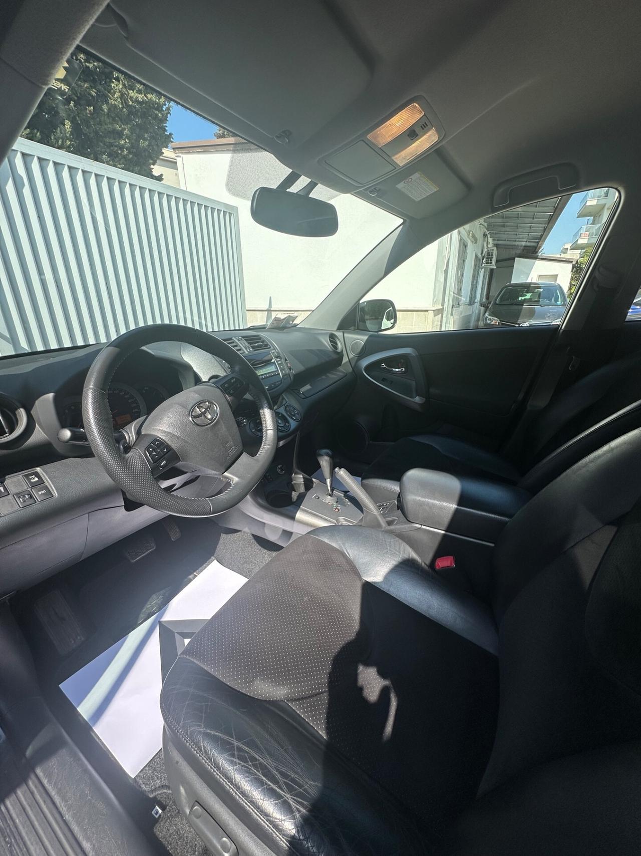 Toyota RAV 4 RAV4 Crossover 2.2 D-Cat A/T 150 CV Executive