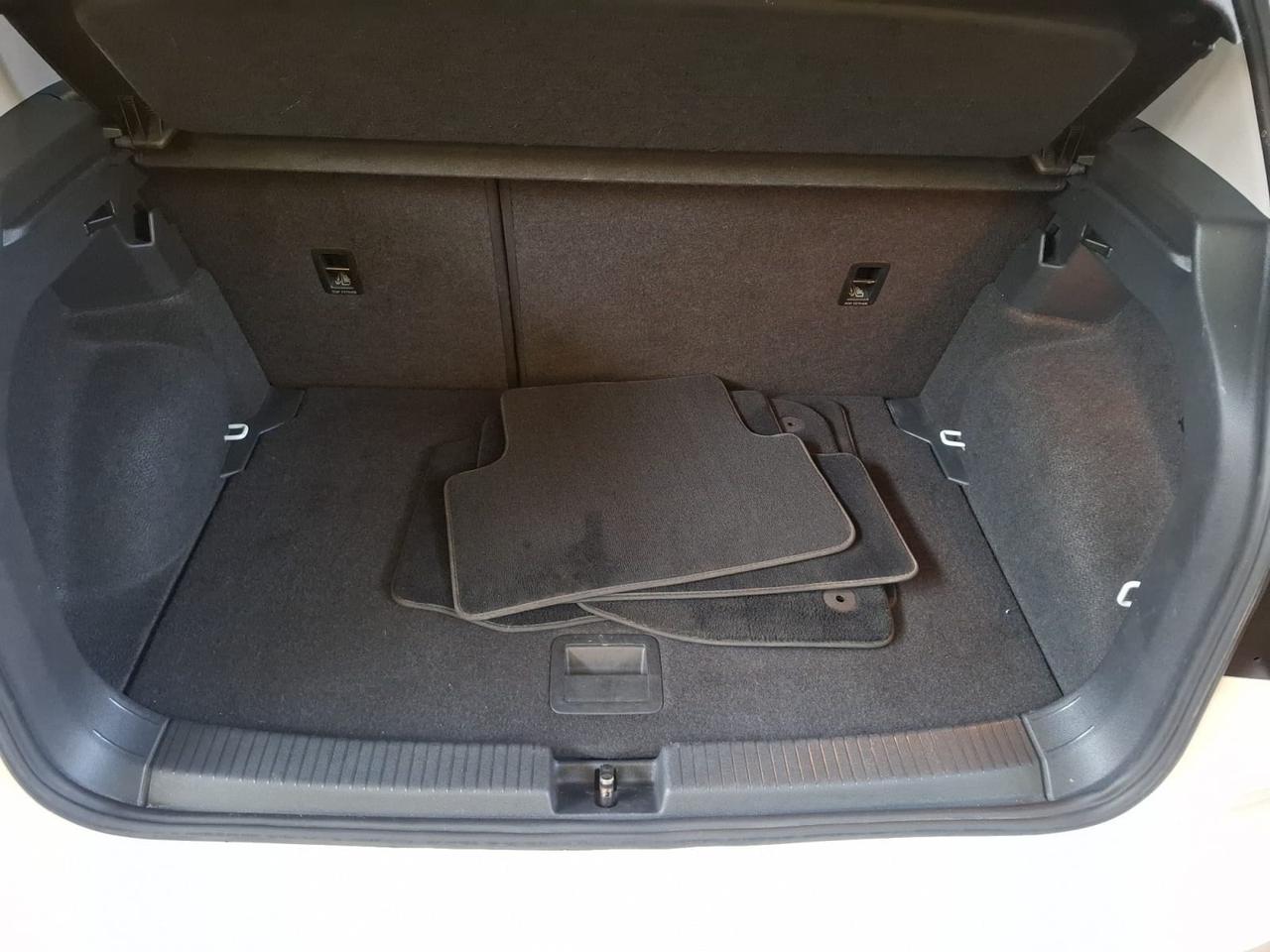 Volkswagen T-Cross 1.0 TSI 115 CV Advanced BMT full full optional