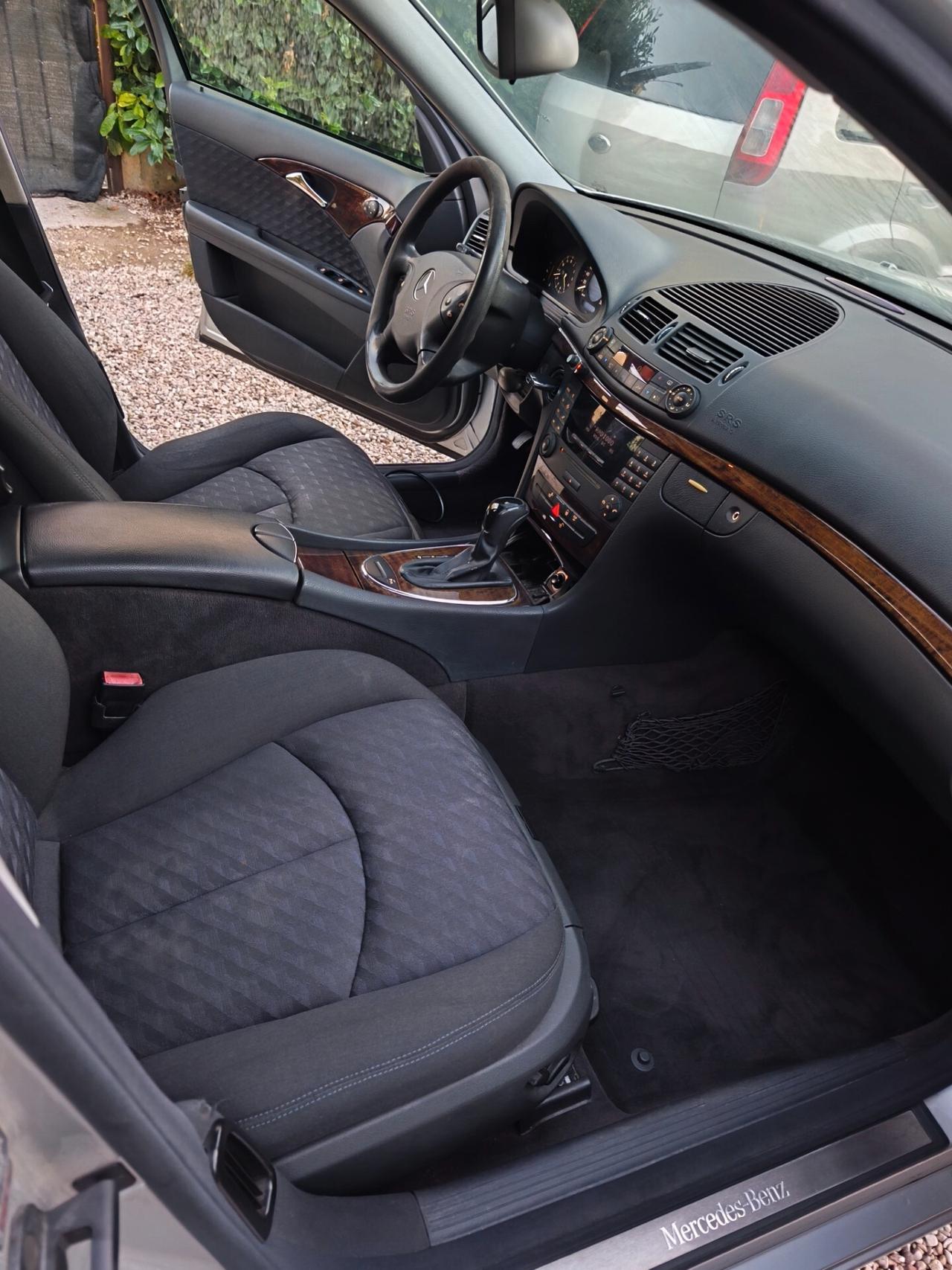 MERCEDES E320 CDI KM260MILA BERLINA