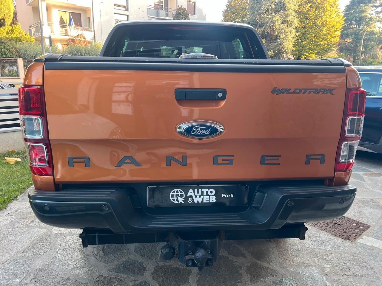 FORD RANGER 2.2 TDCi WILDTRAK PICK UP LUNGO CABINA