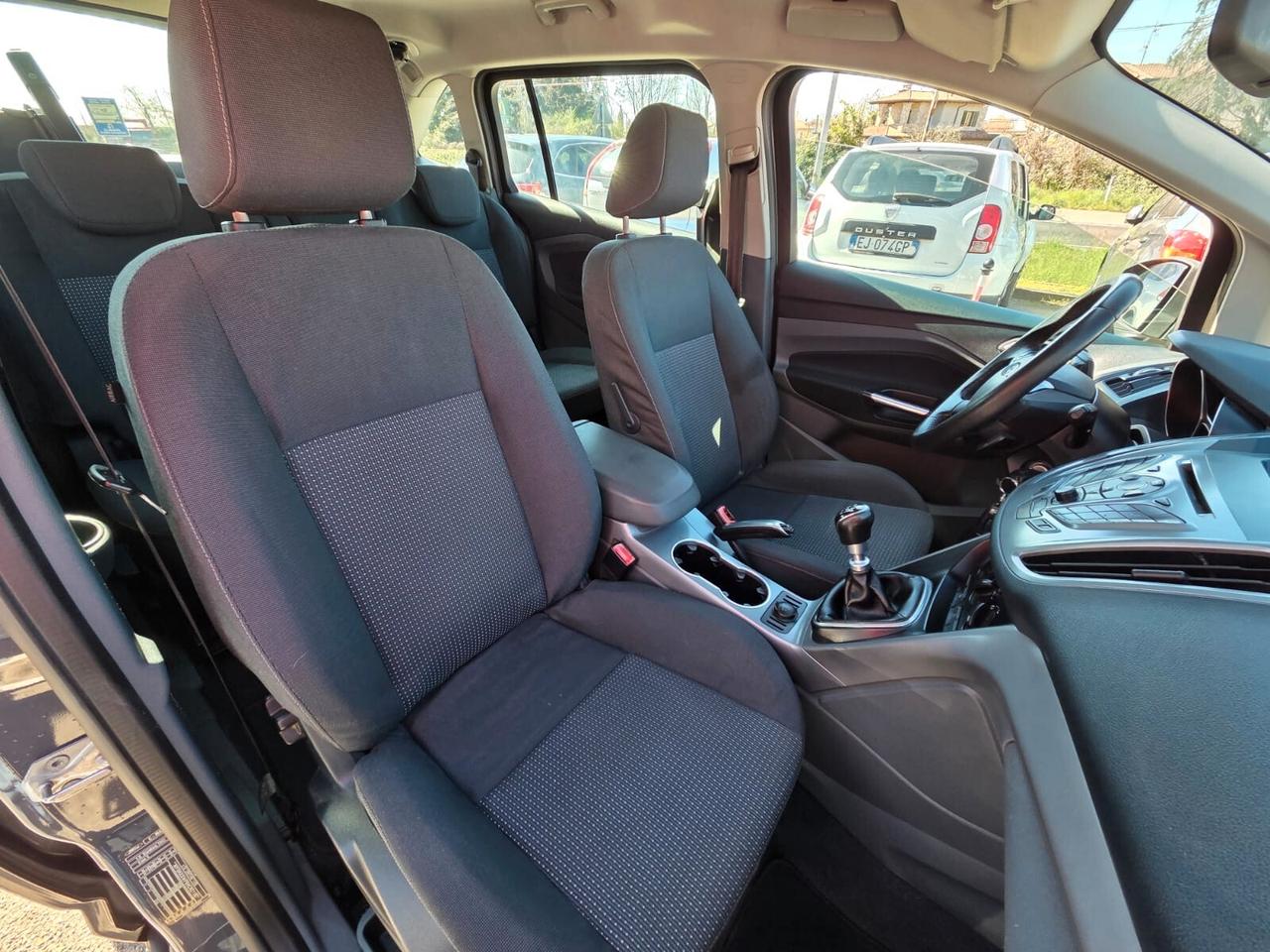 Ford GRAND C-Max7+ 1.6 TDCi 95CV Business *7-posti*