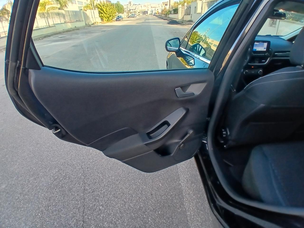 Ford Fiesta 1.5 TDCi 5 porte Titanium