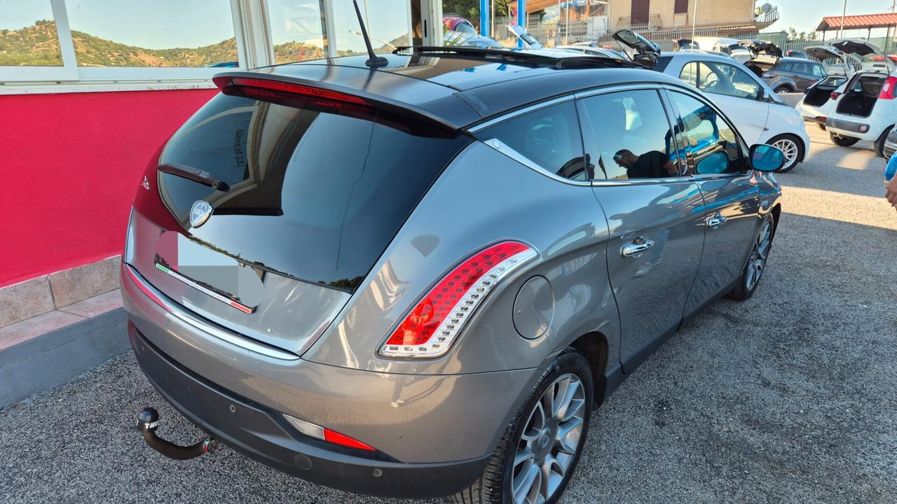 Lancia Delta 1.6 MJT DPF Platino