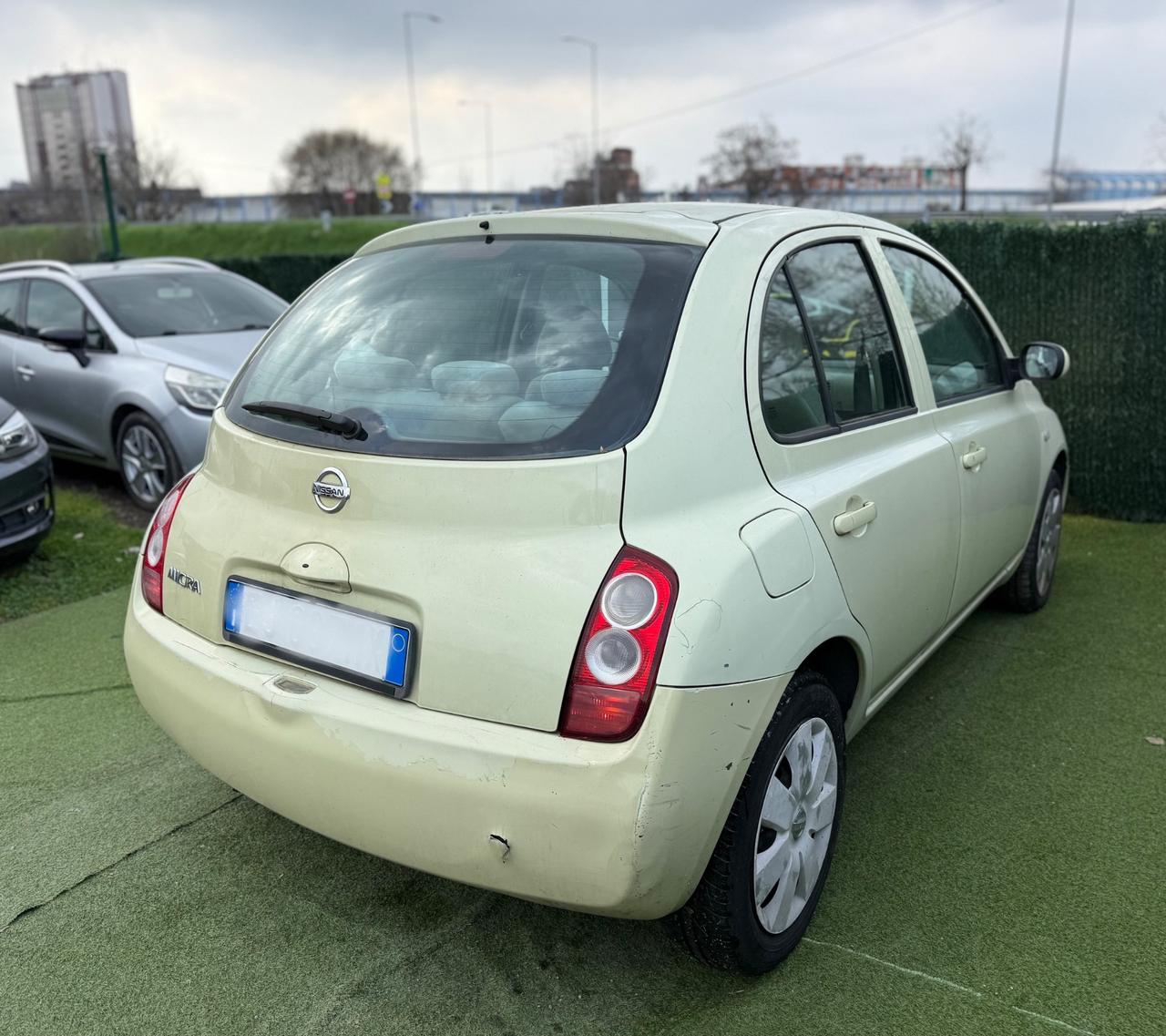 Nissan Micra 1.2 BENZINA NEOPATENTATI