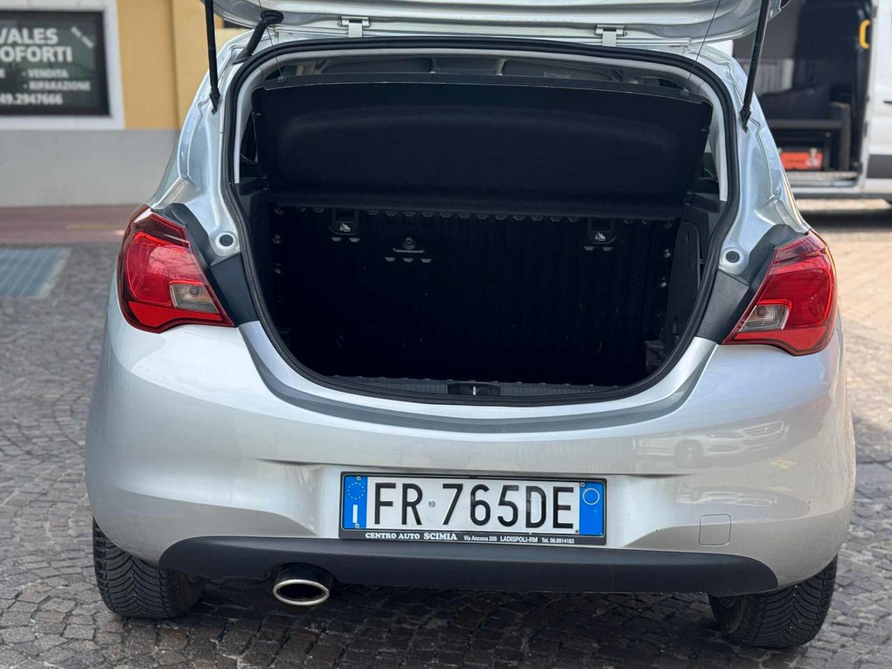 Opel Corsa 1.4 90CV GPL Tech 5 porte Innovation