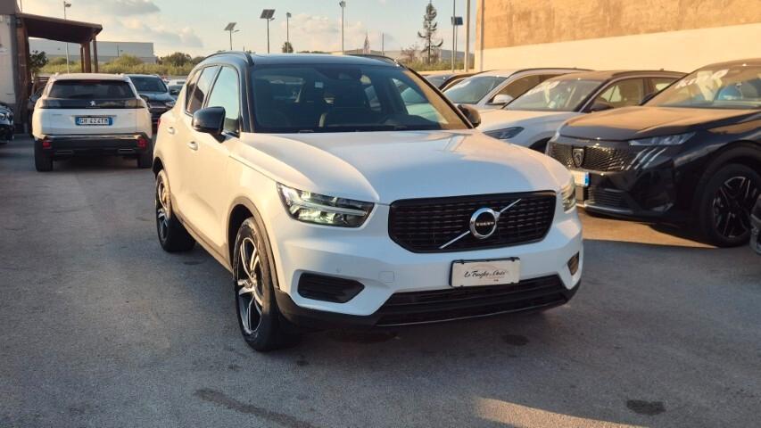 Volvo XC40 D3 AWD R-design (TETTO APRIBILE) - 2019