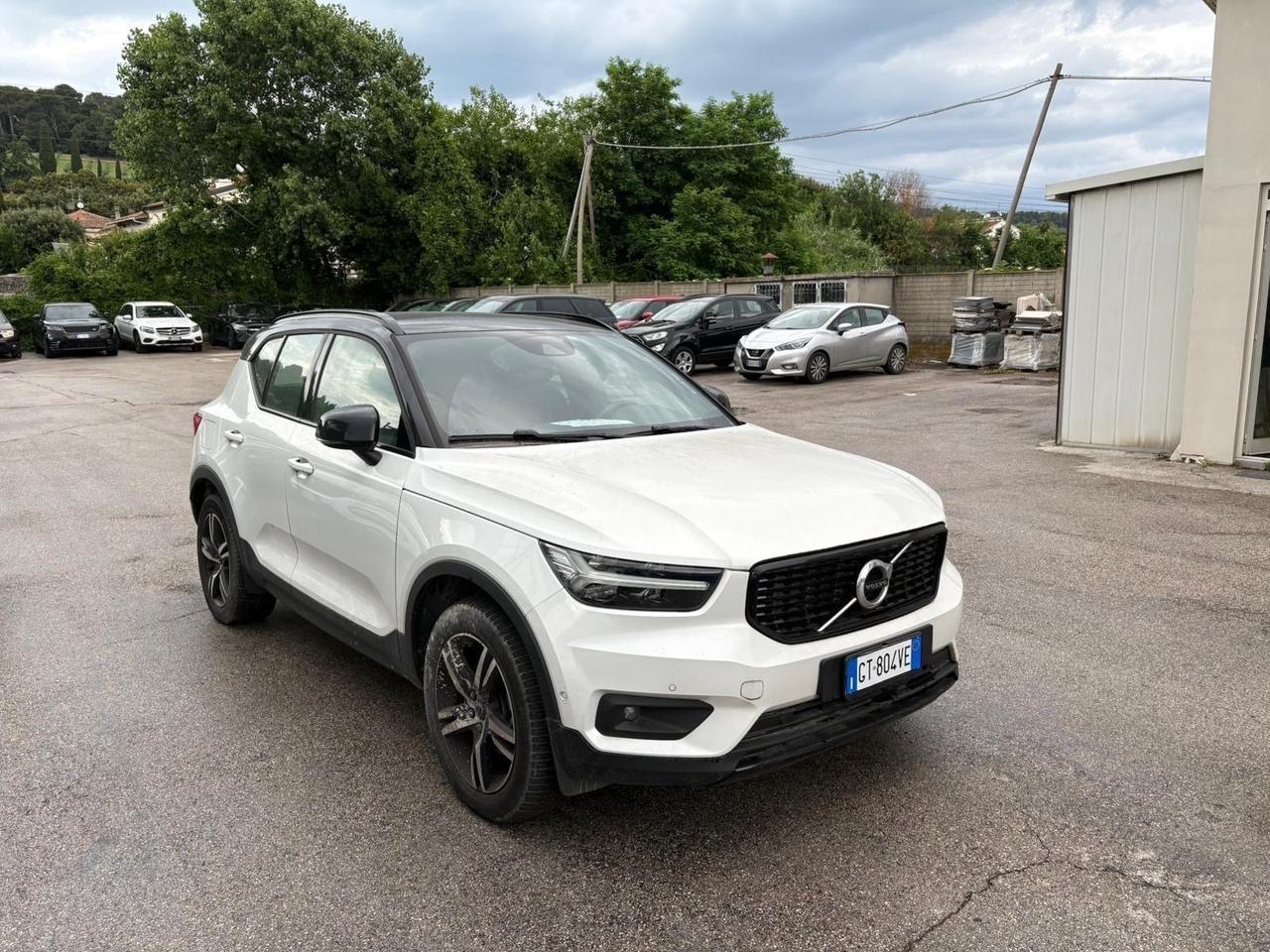 Volvo XC40 2.0 190 CvD4 AWD Geartronic R-design