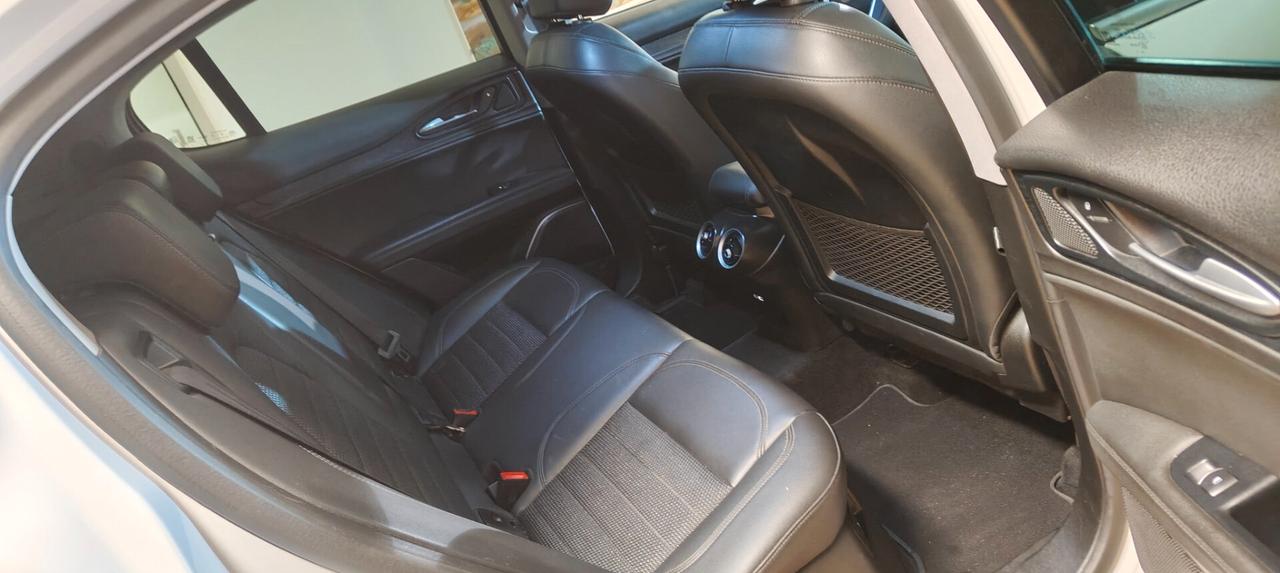 Alfa Romeo Stelvio 2.2 Turbodiesel 190 CV AT8 Q4 Super