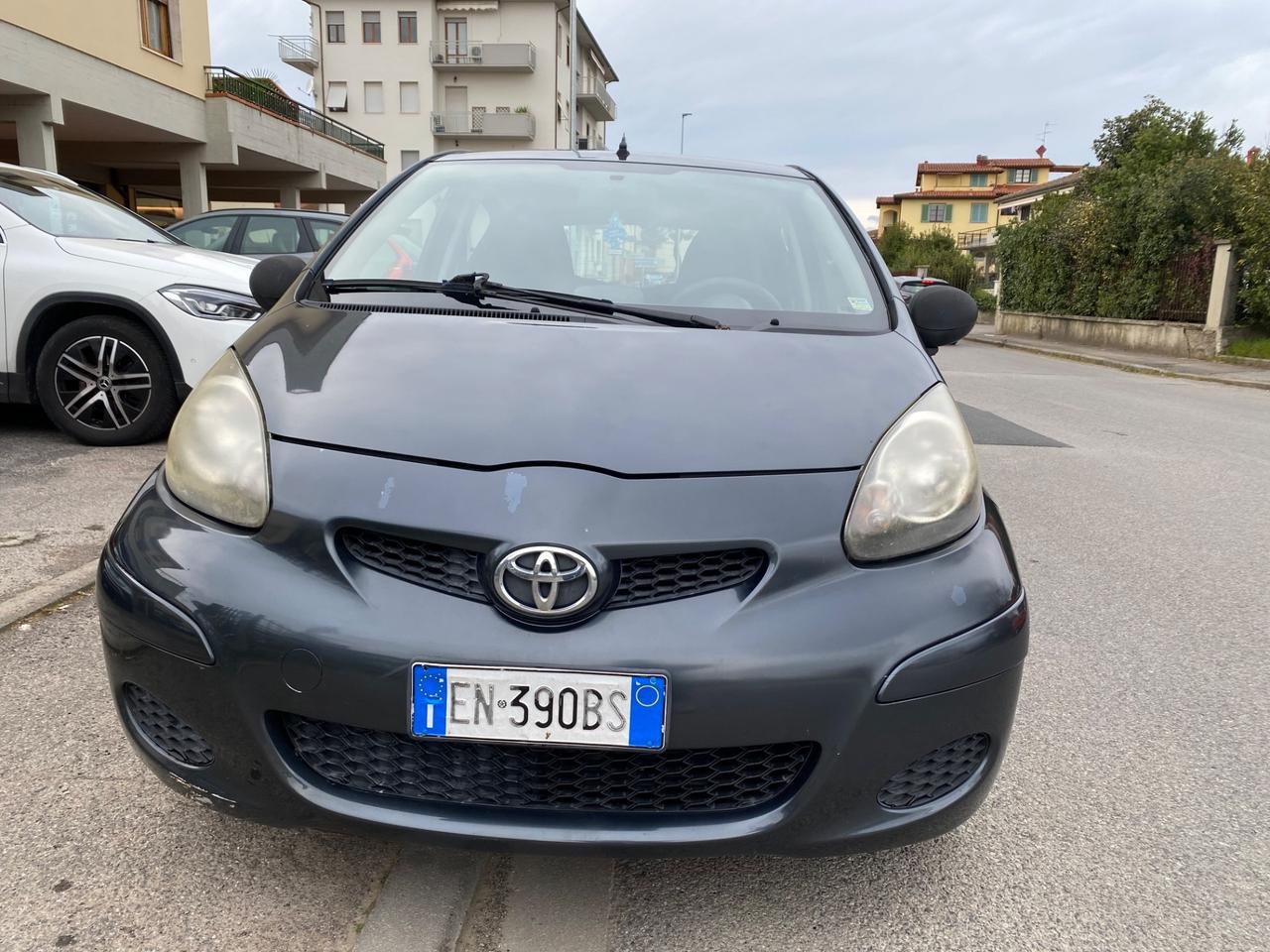 Toyota Aygo 1.0 12V VVT-i 5 porte Active Connect