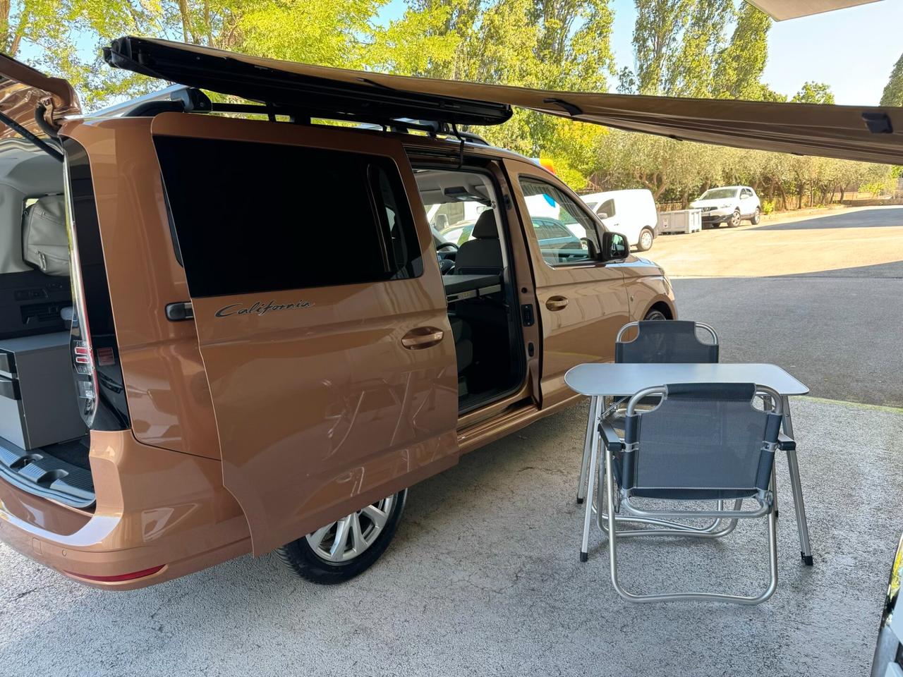 Volkswagen Caddy CALIFORNIA MAXI 2.0TDI DSG CAMPER