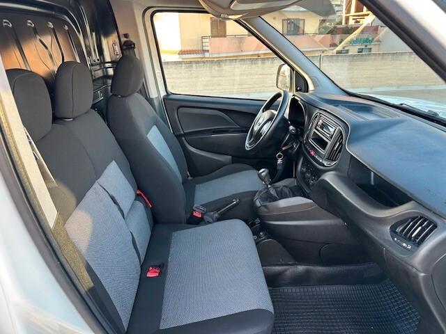Fiat Doblò CARGO CH1 BUSINESS 1.6 Mjet 105cv( IVA ESCLUSA)