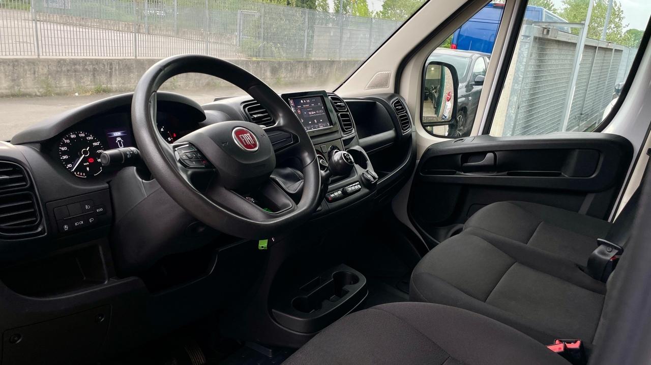 FIAT DUCATO 35 2.2 MJT PM-TM LAMIERATO 140CV - TELECAMERA POSTERIORE, CARPLAY, NEOPATENTATI