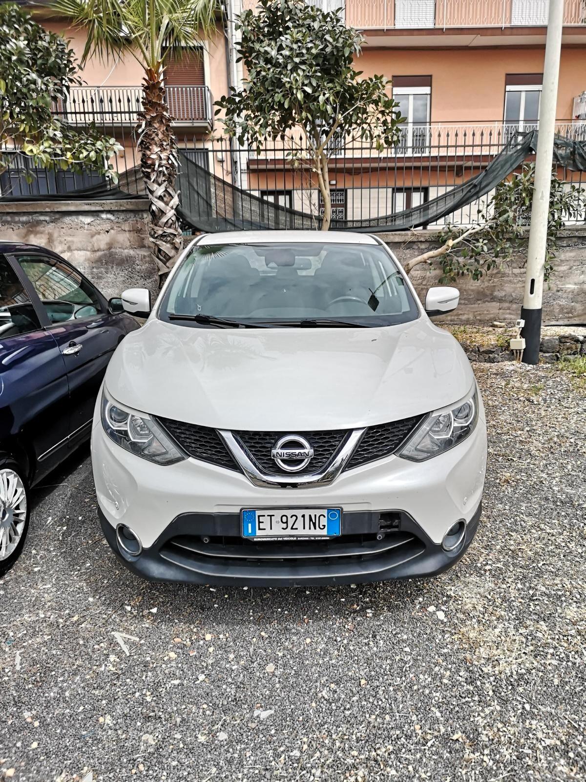 Nissan Qashqai 1.5 dCi DPF Visia