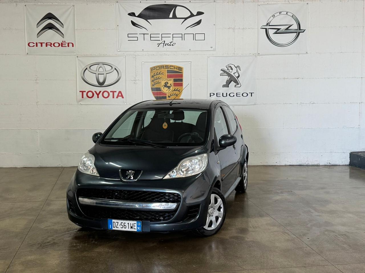 Peugeot 107 1.0 68CV 5p. Desir