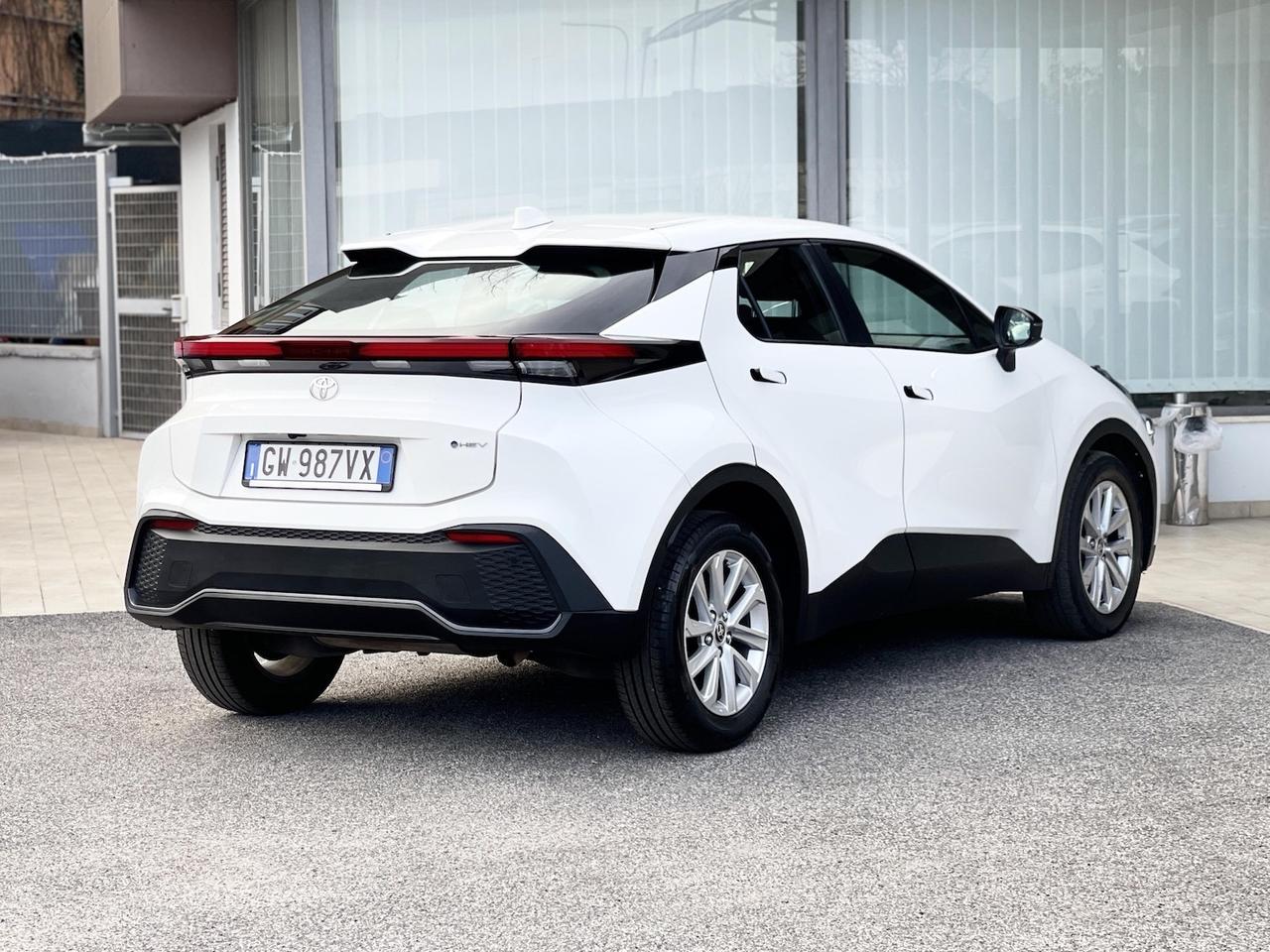 Toyota C-HR 1.8 Hybrid 98CV E6 Neo - 2024