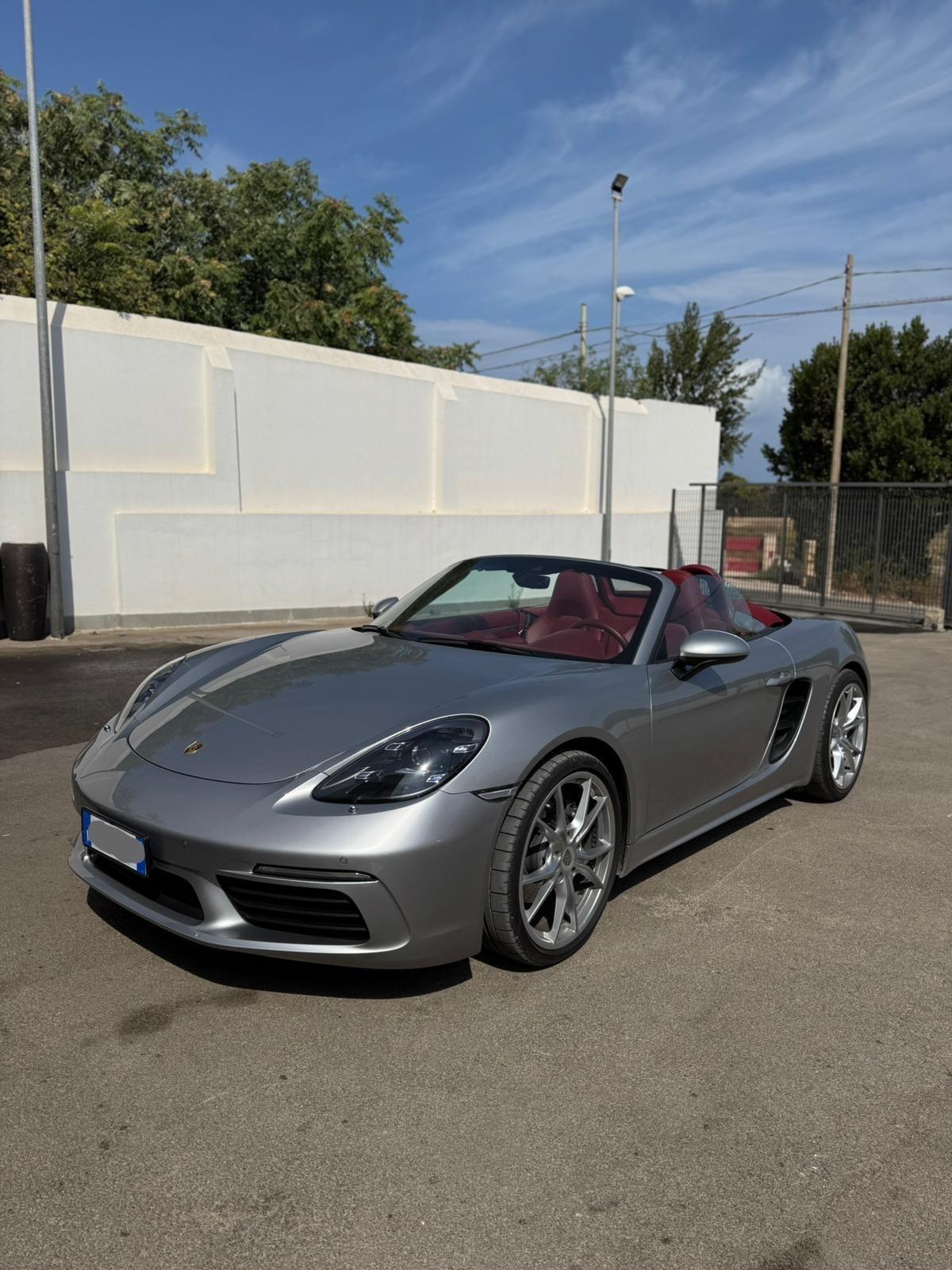 Porsche 718 Spyder Boxster 2.0