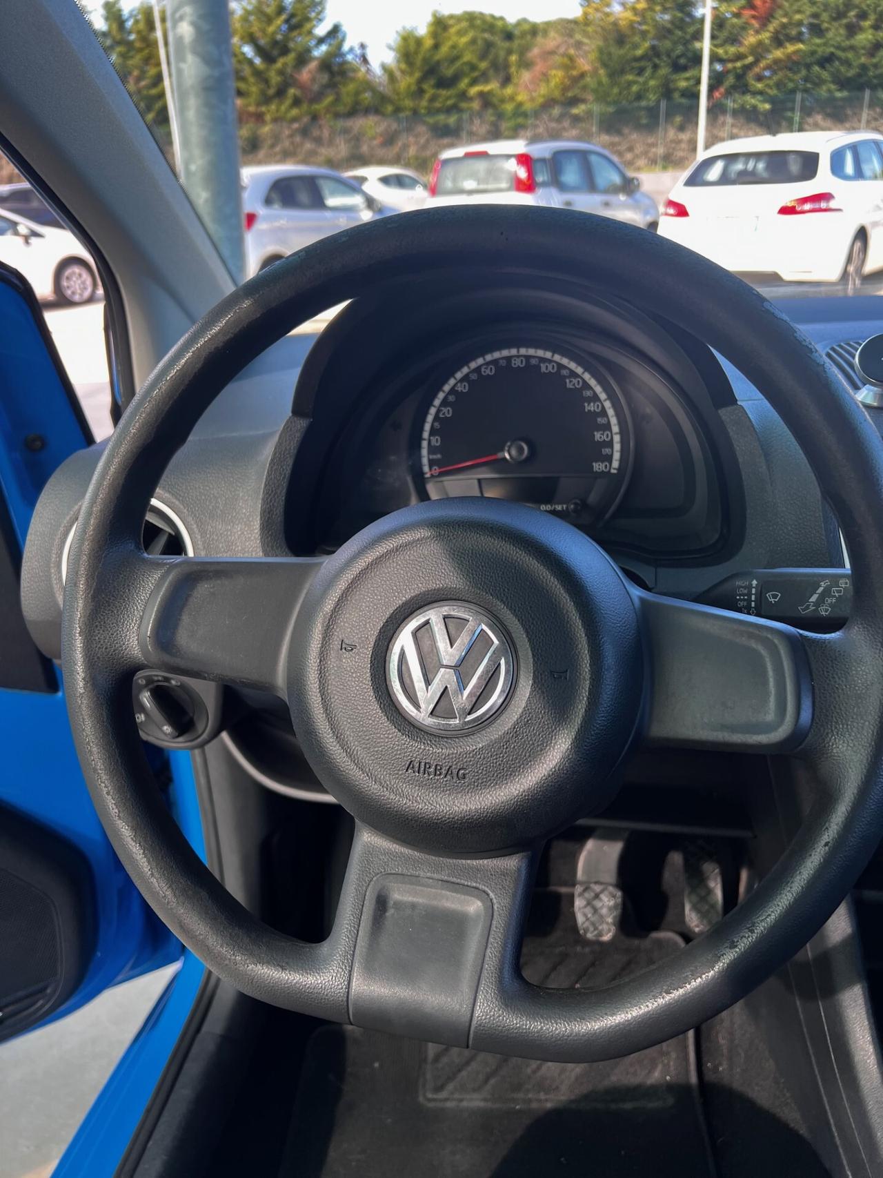 Volkswagen up! 1.0 75 CV 3p. high up!