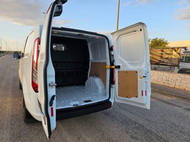 FORD Transit Custom 320 2.0 TDCi 130 PC-DC Furgone Trend