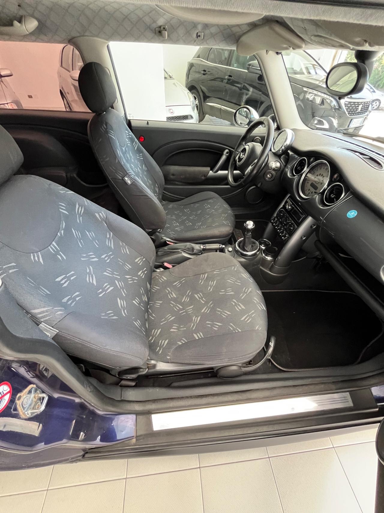 Mini 1.4 tdi One D de luxe