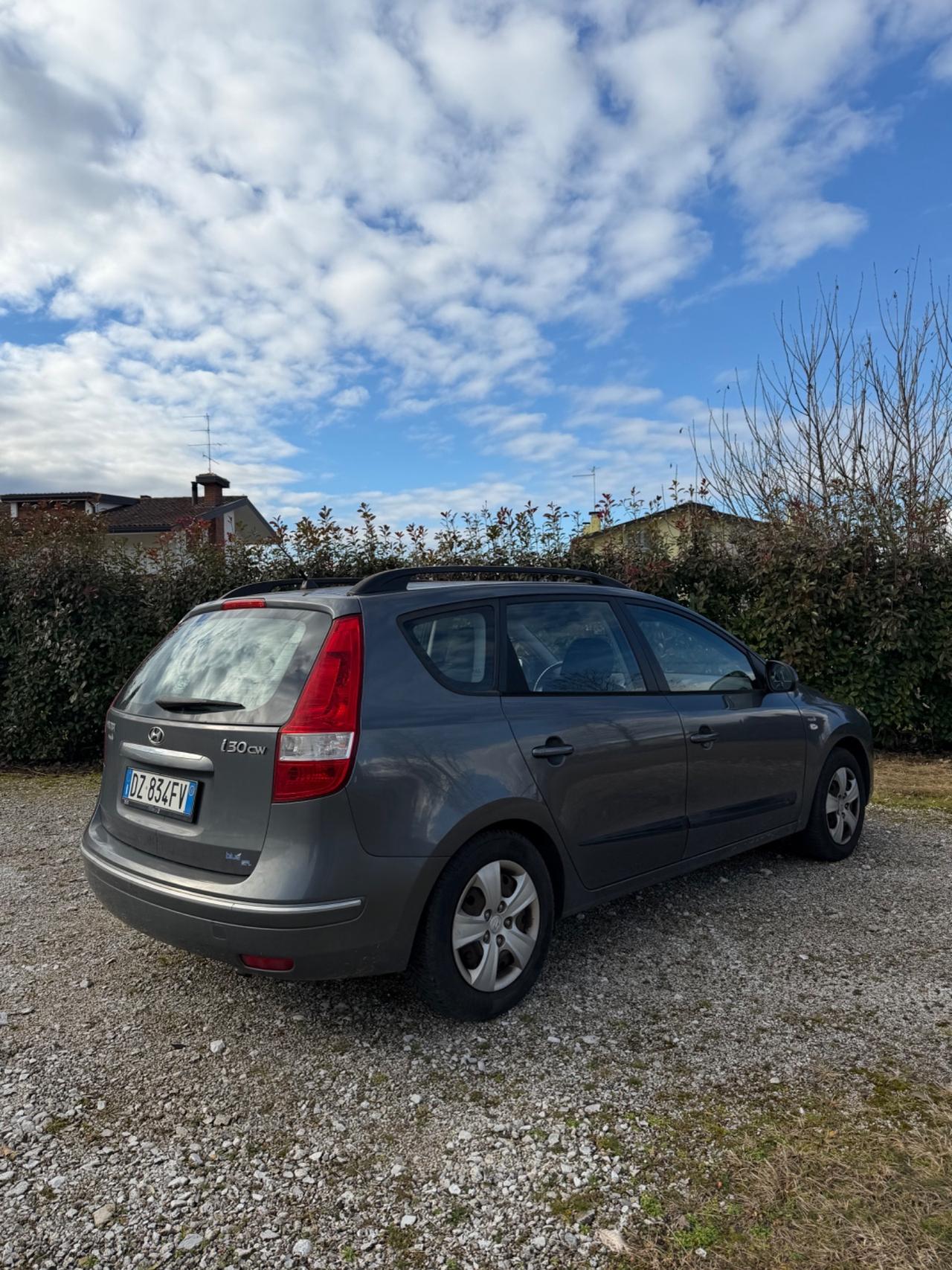 Hyundai i30 CW 1.6 16V 126CV