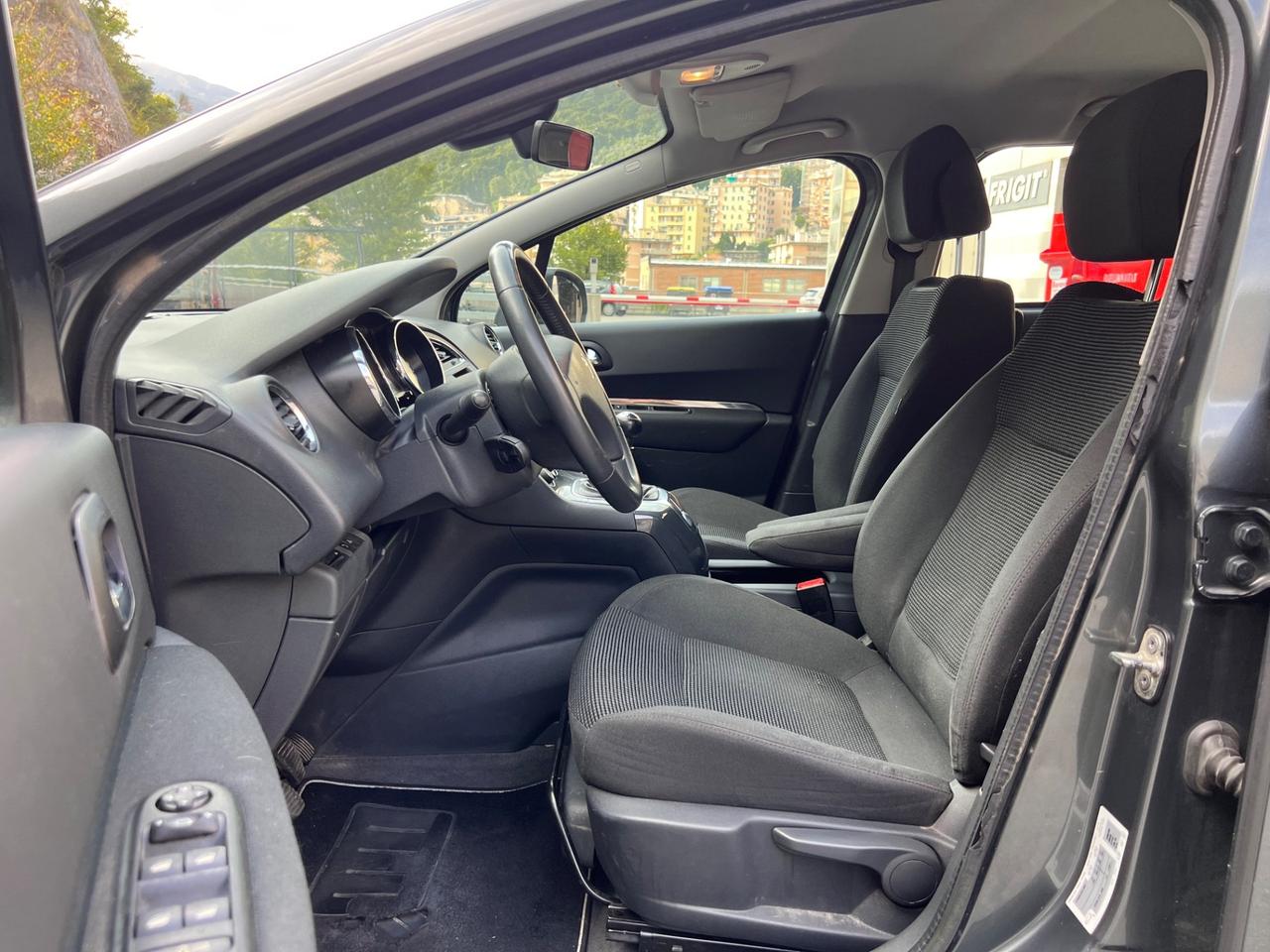 Peugeot 5008 1.6 HDi 112CV 7 posti