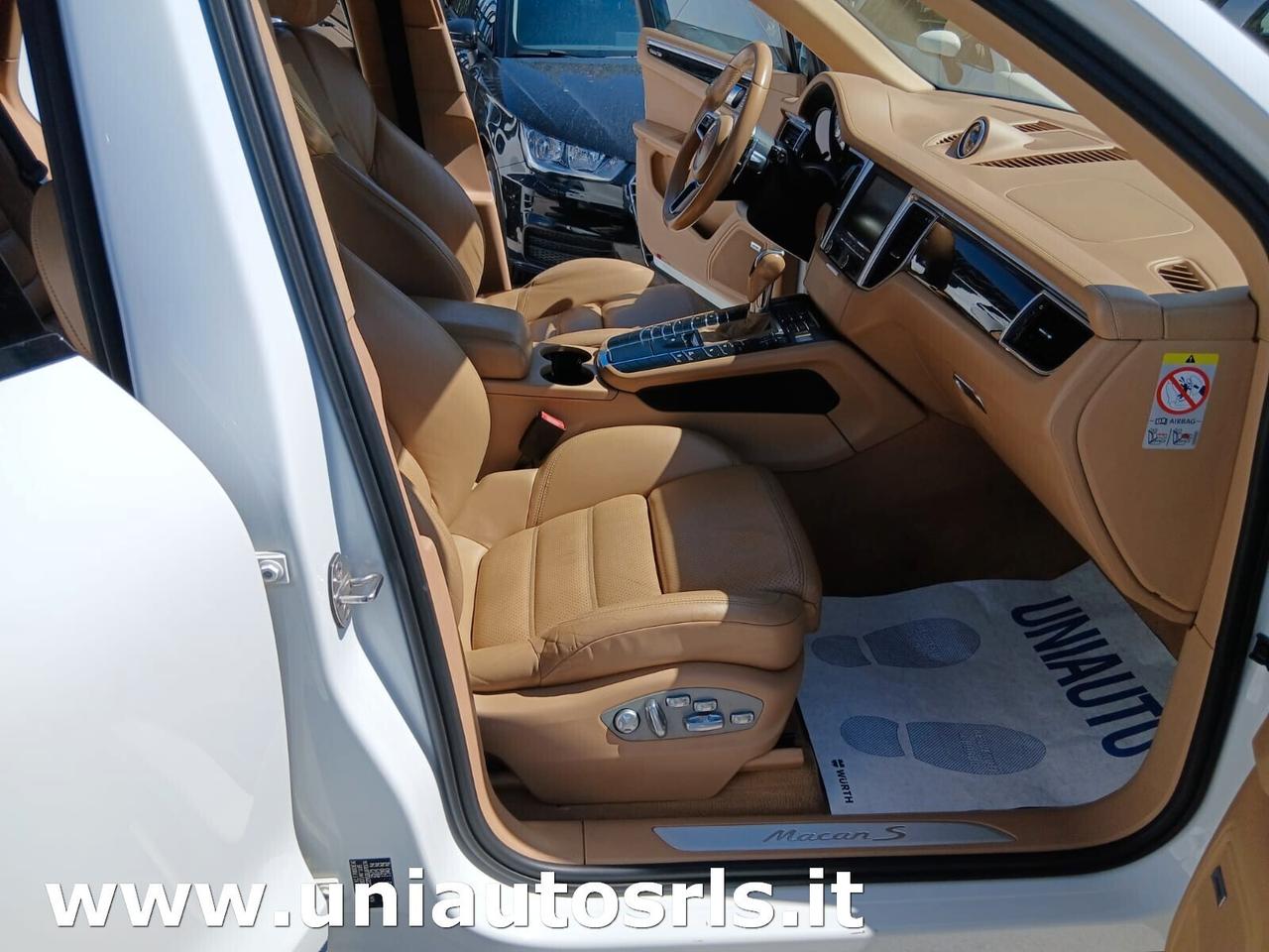 Porsche Macan S