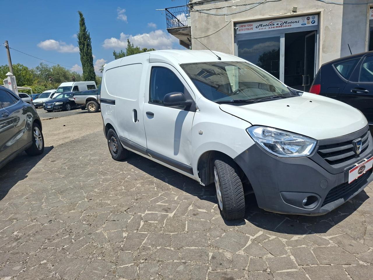 Dacia Dokker 1.5 Blue dCi 8V 75CV Comfort appena sostituita distribuzione pompa acqua