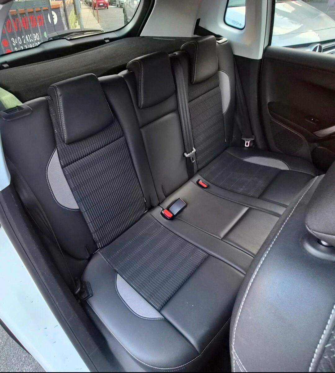 Peugeot 2008 BlueHDi 100 Allure
