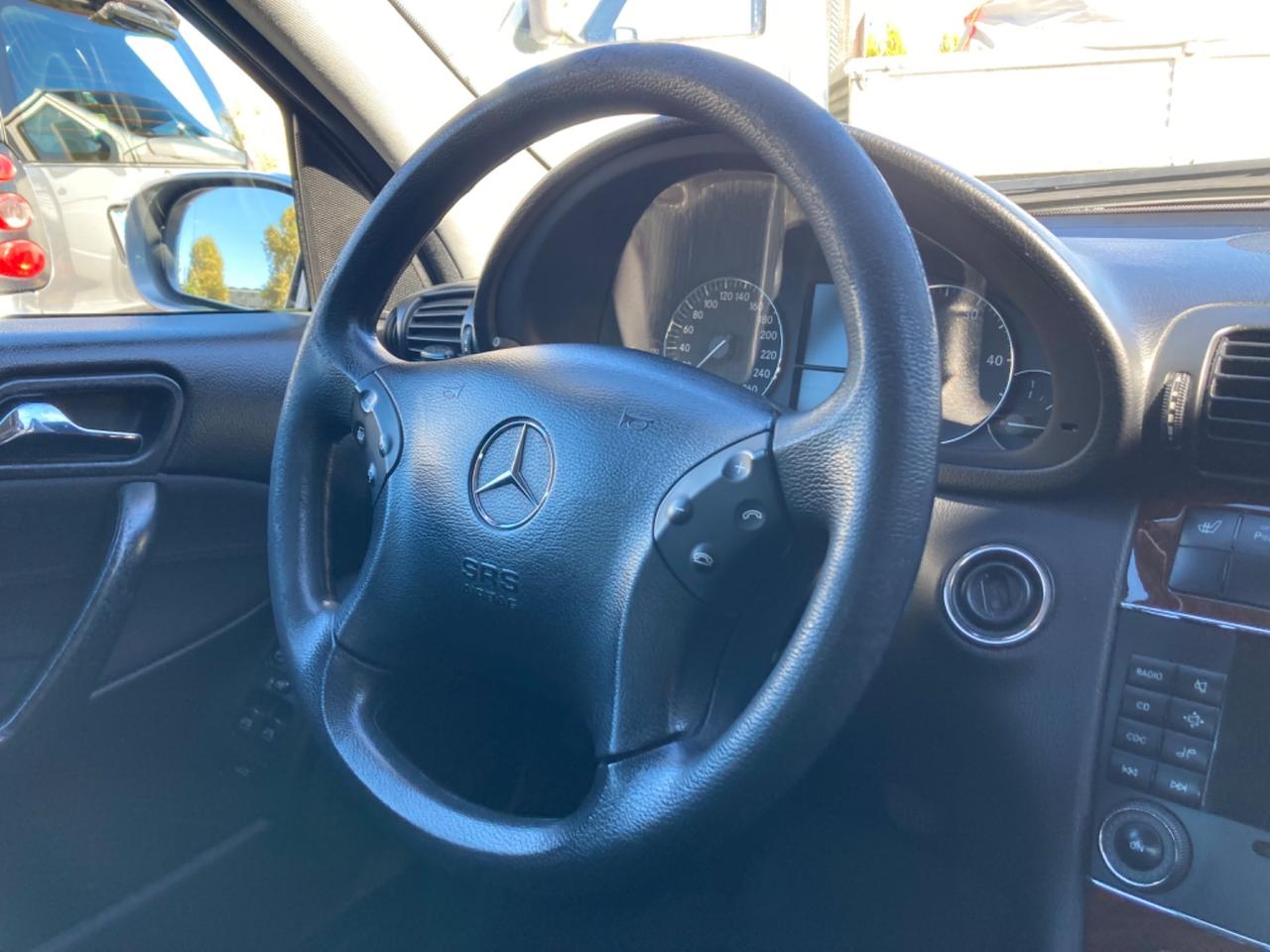 MERCEDES C BERLINA (GANCIO TRAINO) DA VETRINA