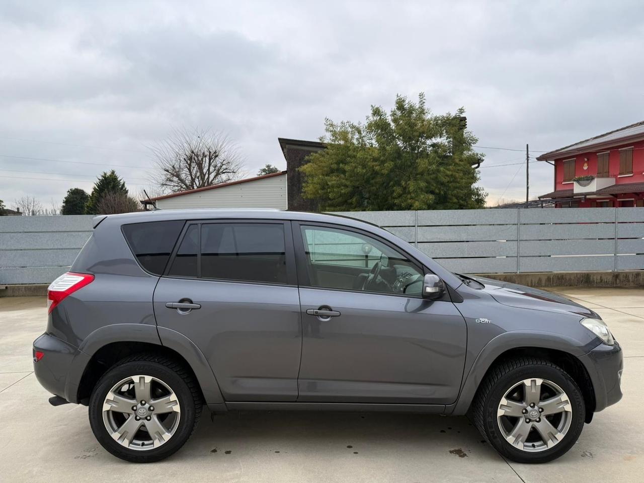Toyota RAV 4 RAV4 2.2 D-4D 150 CV DPF Luxury
