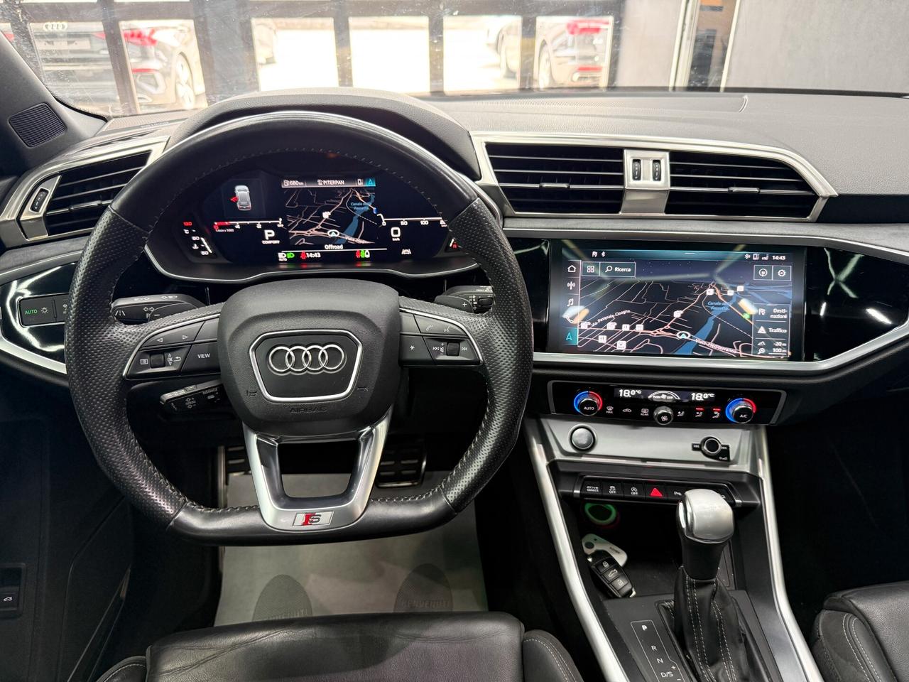 Audi Q3 2.0 TDI 150CV S LINE S-Tronic