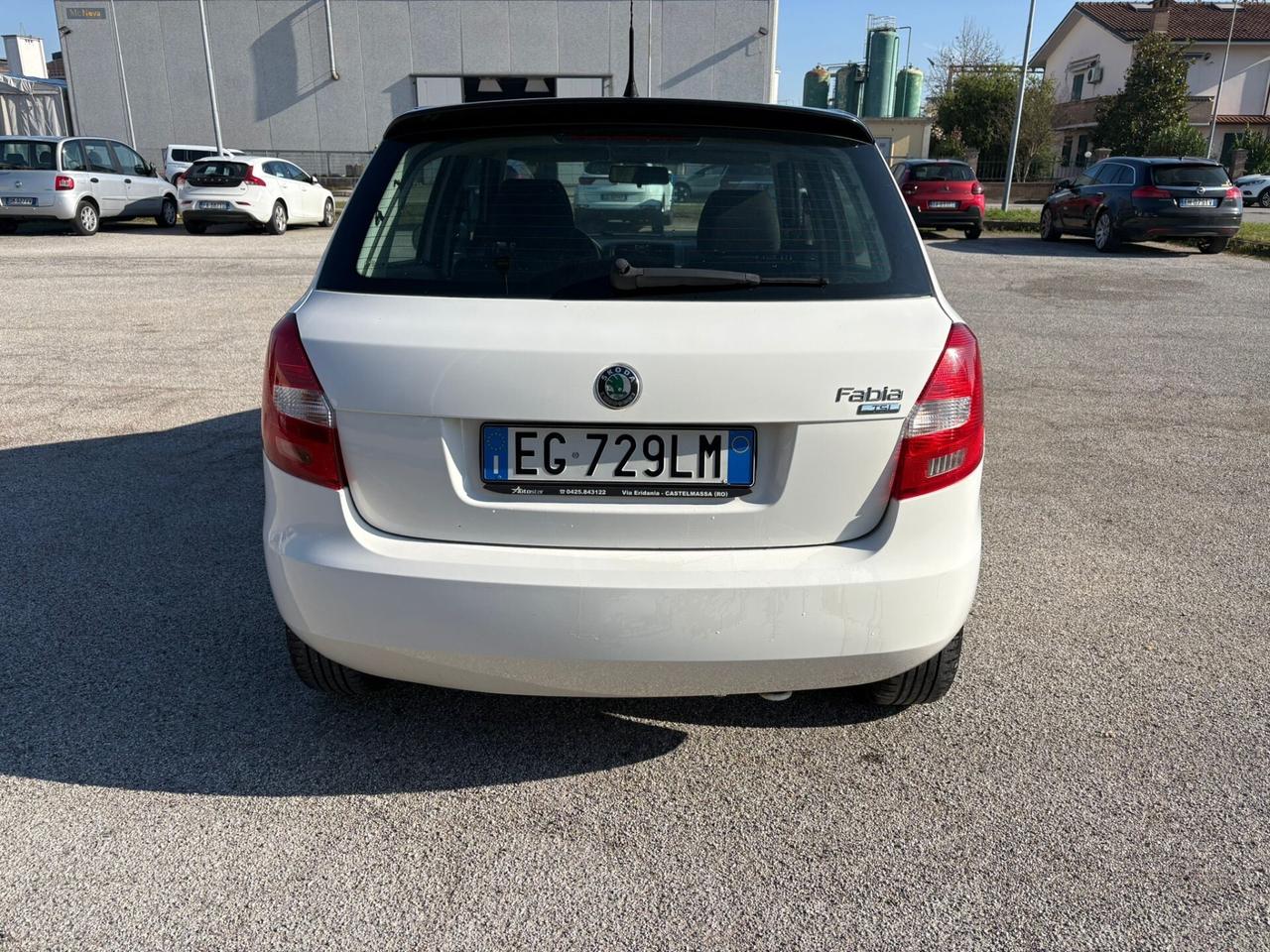 Skoda Fabia 1.2 benzina 2011 adatta ai neopatentati