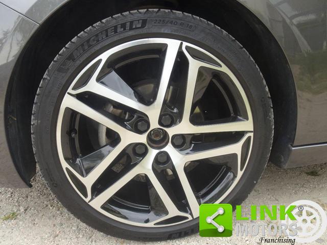 PEUGEOT 308 BlueHDi 130 S&S GT Line