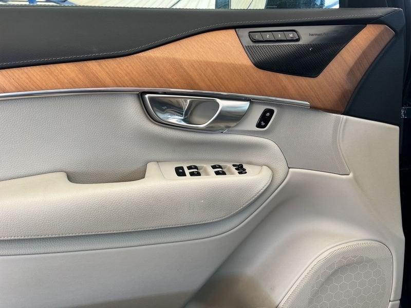 Volvo XC90 B5 (d) AWD Geartronic 7 posti Inscription
