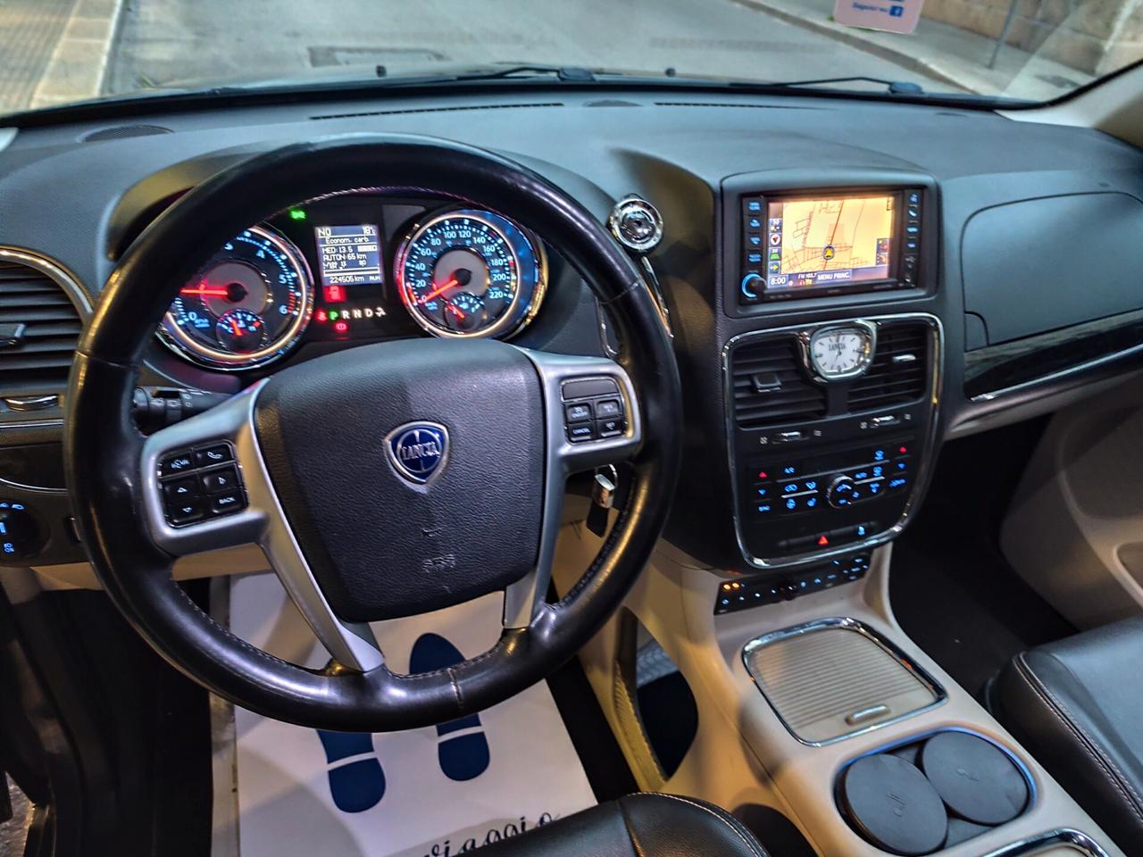 Lancia Voyager 2.8 CRDI 163CV 7 POSTI PERFETTA