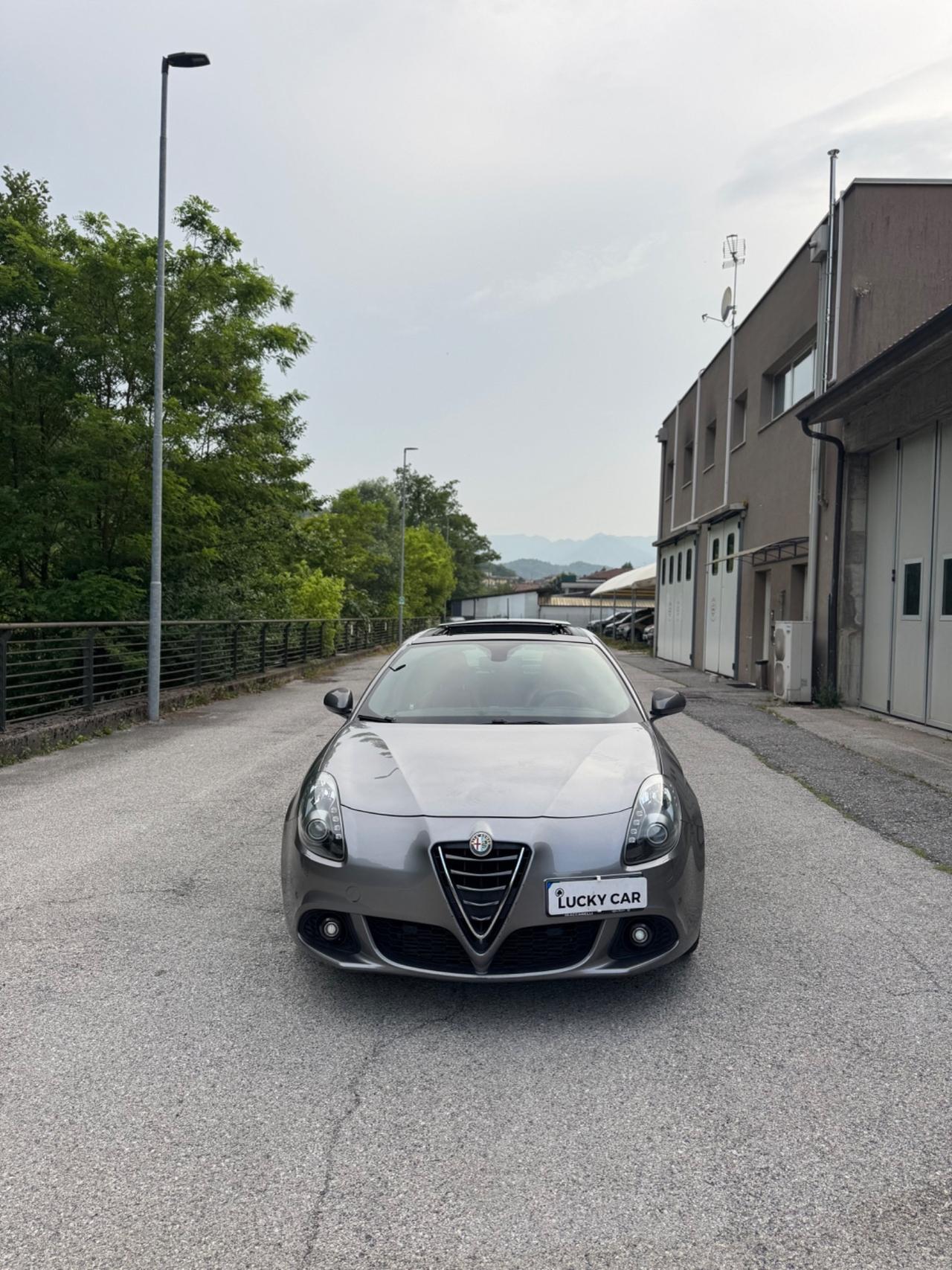 Alfa Romeo Giulietta 1750 Turbo TCT Quadrifoglio Verde