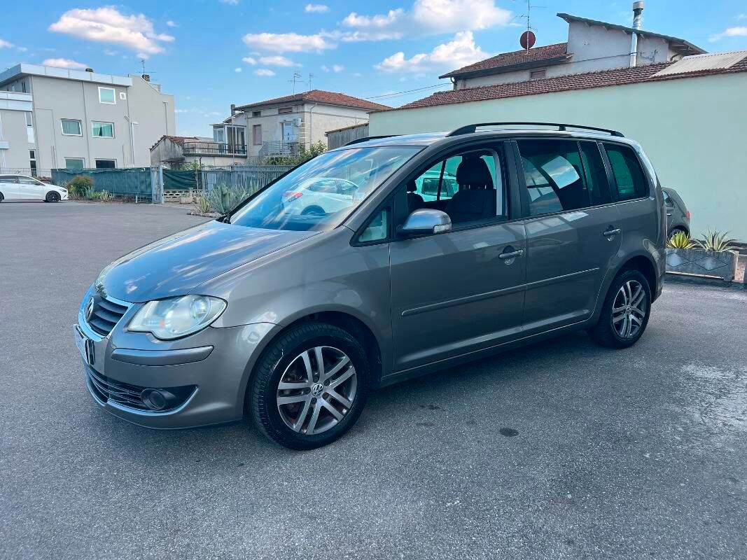 Volkswagen Touran 1.9 tdi Trendline - 7 POSTI -