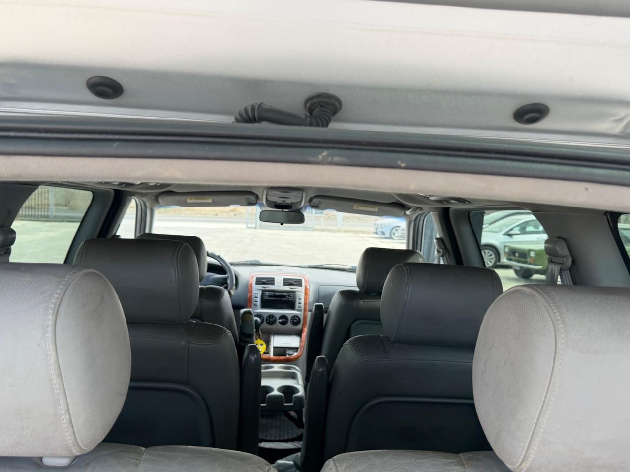 Kia Carnival 2.9 16V CRDi cat Family