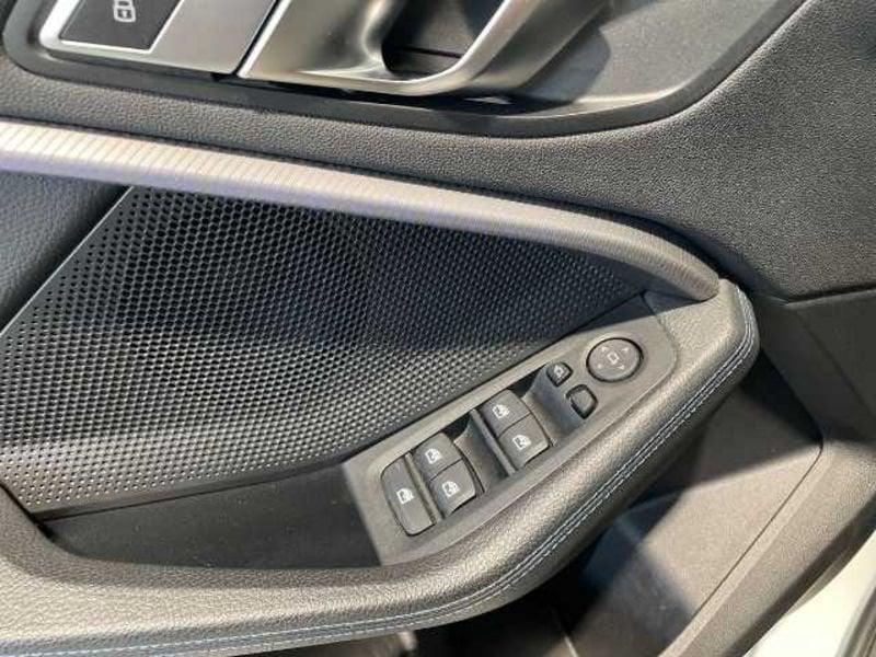 BMW Serie 1 F40 118d Msport auto