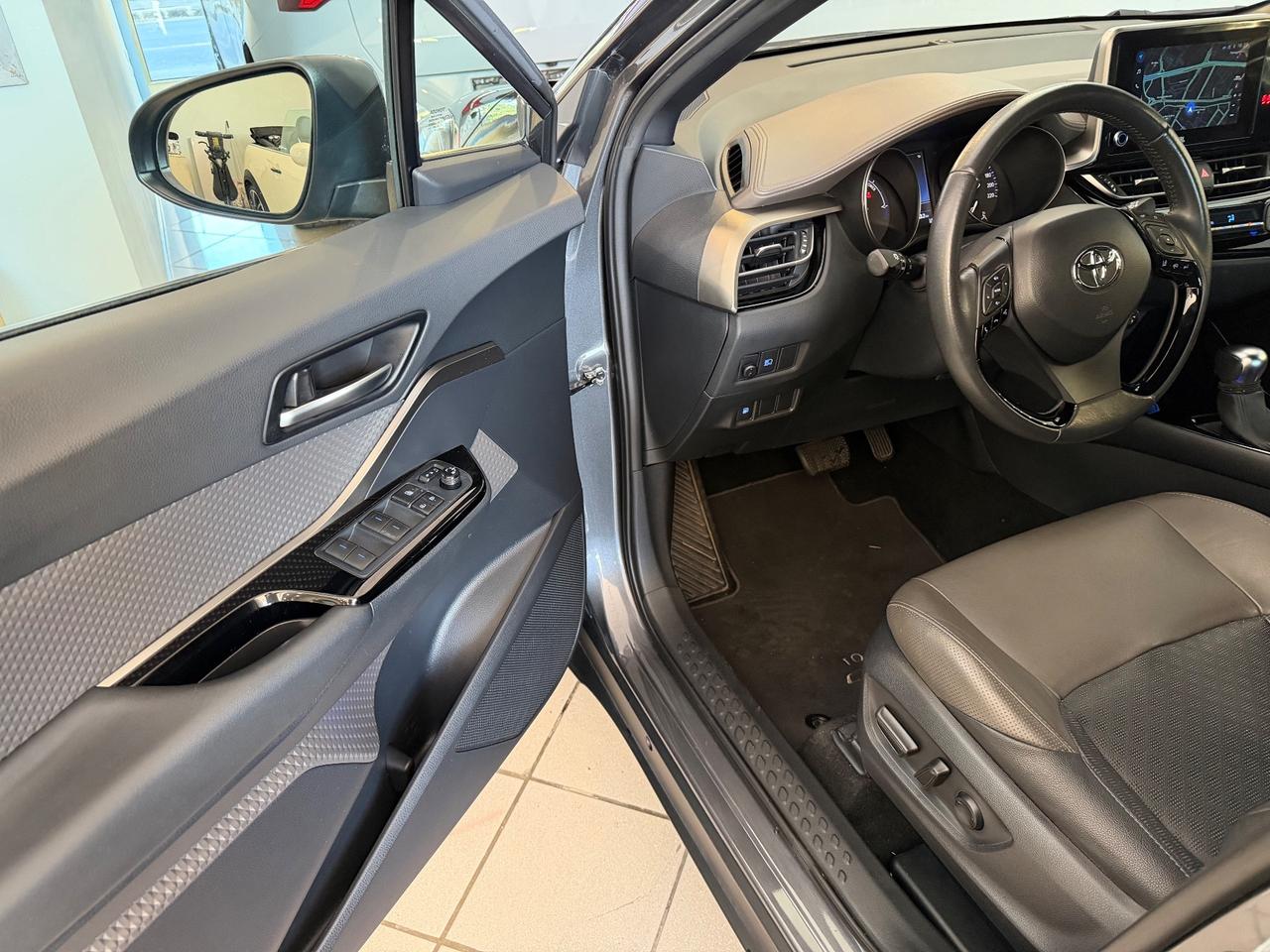 Toyota C-HR 1.8 Hybrid E-CVT