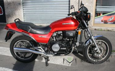 HONDA VF 750 SABRE