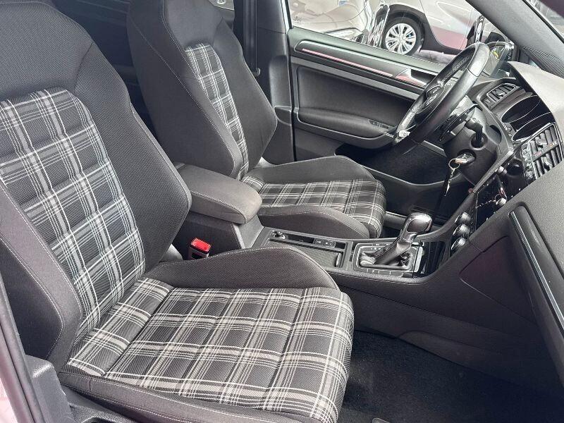 Volkswagen Golf GTD 2.0 TDI DSG 5p. BlueMotion Technology