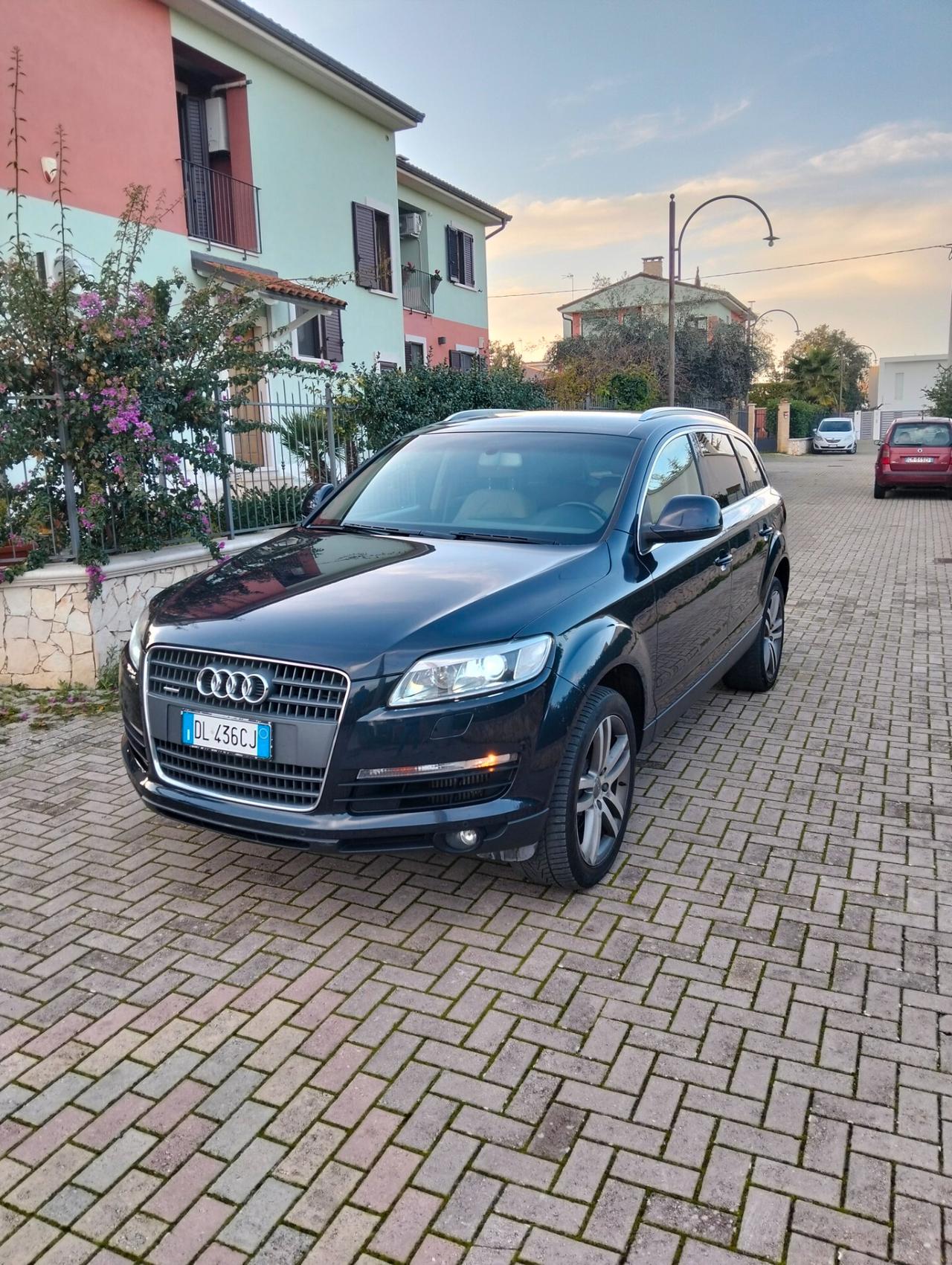 Audi Q7 3.0 V6 TDI 240 CV quattro tiptronic Advanced Plus