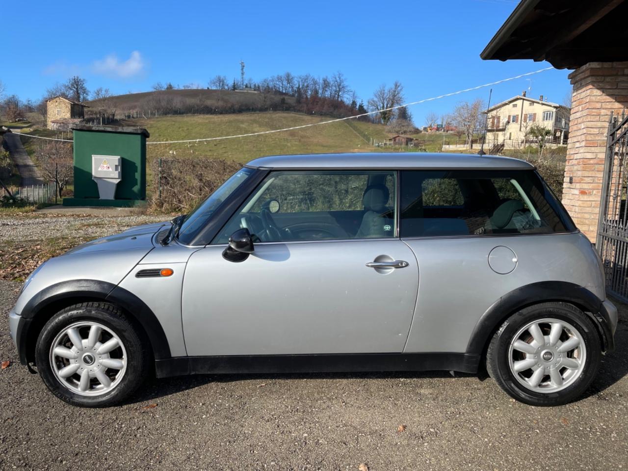 Mini 1.6 One benzina